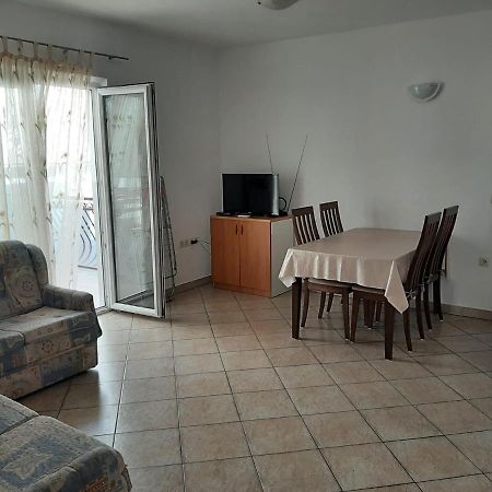 Apartmani Karla Dugi Rat Dış mekan fotoğraf