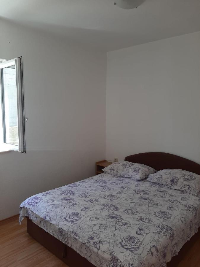 Apartmani Karla Dugi Rat Dış mekan fotoğraf